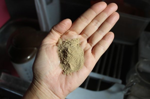 めだかのエサ 50g